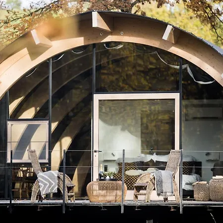 Room8 Luxury Glamping 豪华帐篷 Huldenberg